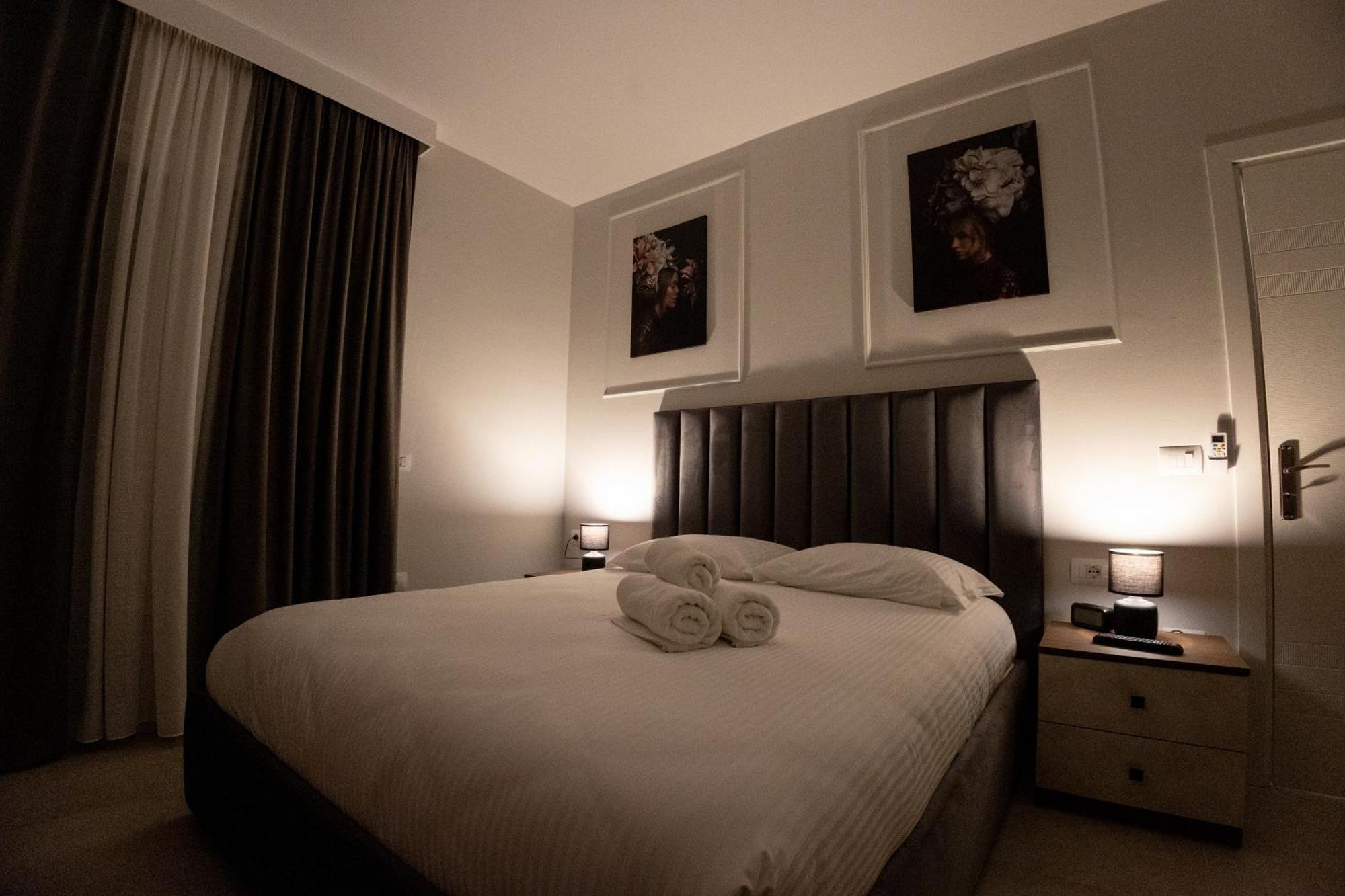 Tirana Days Free Parking Apartment Luaran gambar