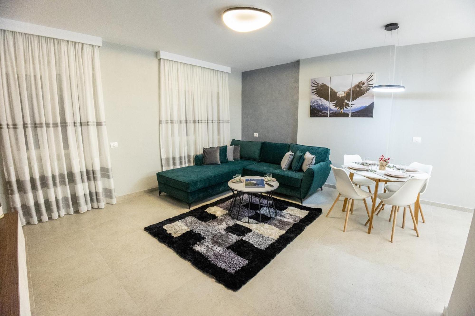 Tirana Days Free Parking Apartment Luaran gambar
