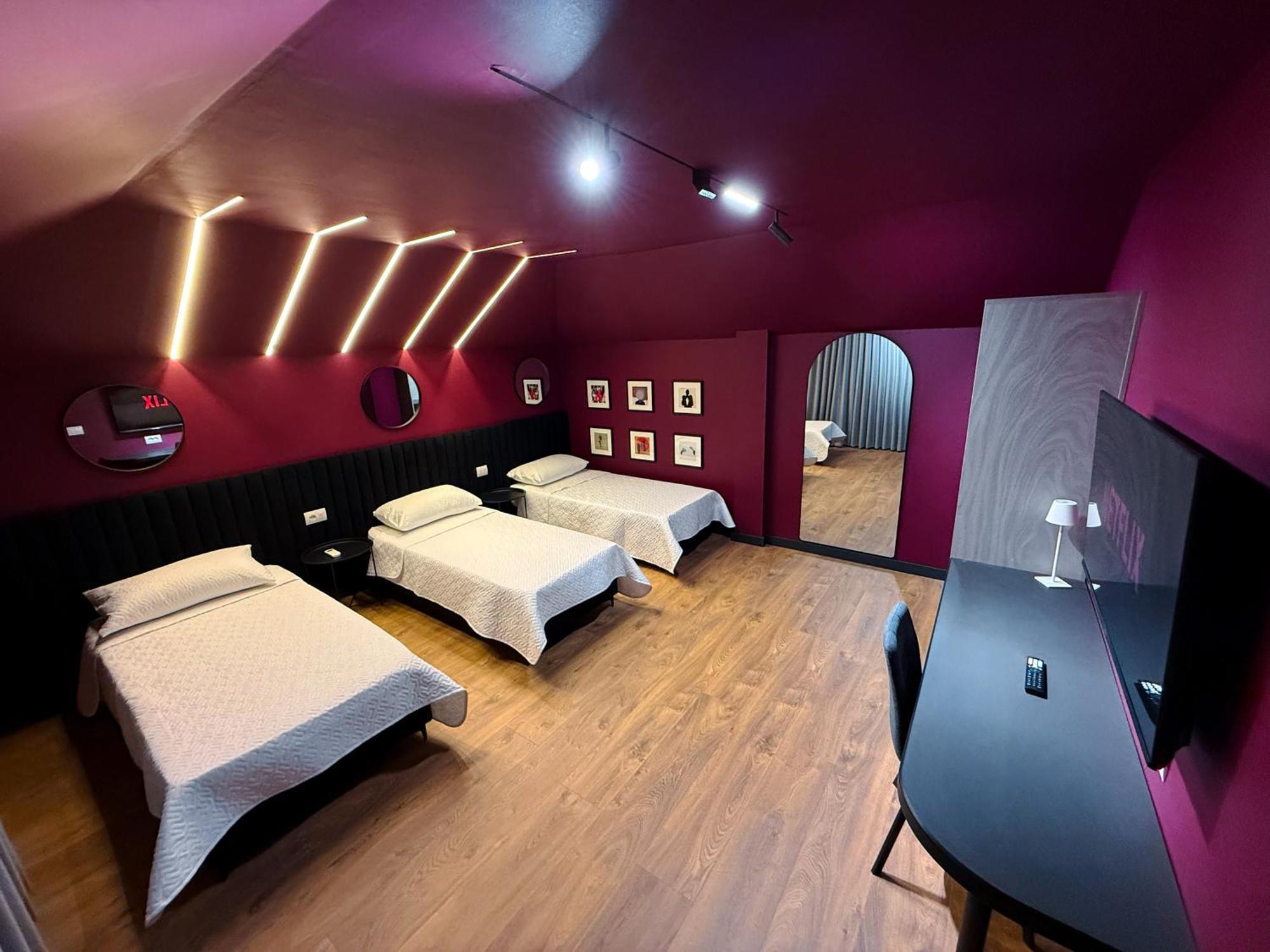 Tirana Days Free Parking Apartment Luaran gambar